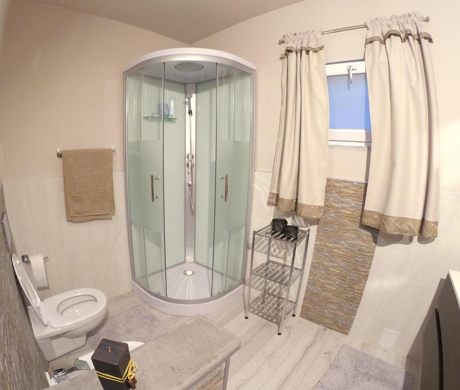Appartamento In Villa 발레도리아 객실 사진